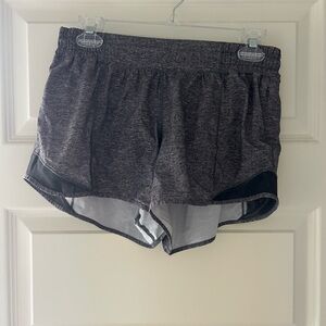 Women's Gray lululemon hotty hot 4 inch Shorts